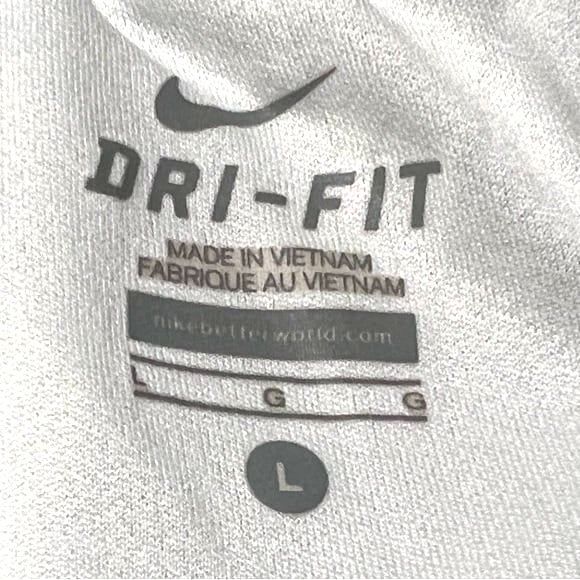 NIKE Dri-Fit lined shorts Size Large - Picture 5 of 7